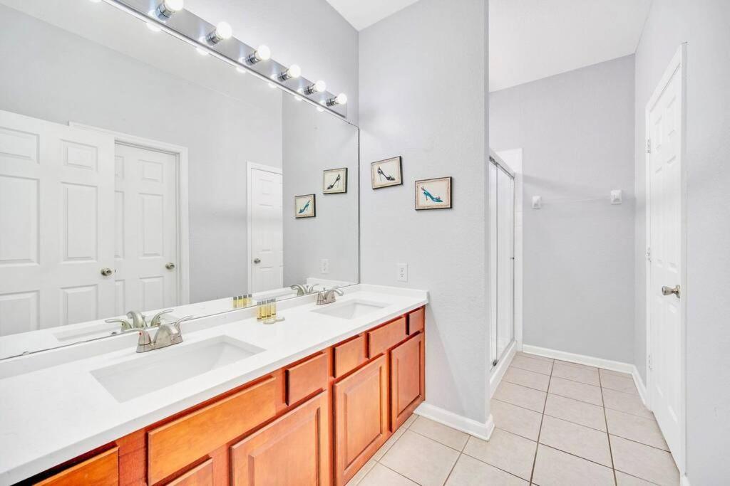 Guardians Theater 5Br Home Resort W Pool Hot Tub Orlando Eksteriør billede